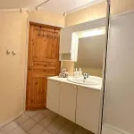 Appartamento Hakoya Apartment, Adskilt I Hus, Egen Inngang *