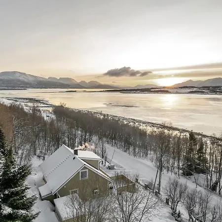 Appartamento Hakoya Apartment, Adskilt I Hus, Egen Inngang *
