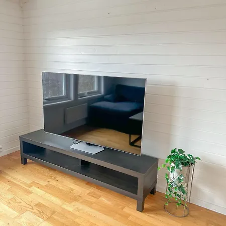 Hakoya Apartment, Adskilt I Hus, Egen Inngang * Tromsø