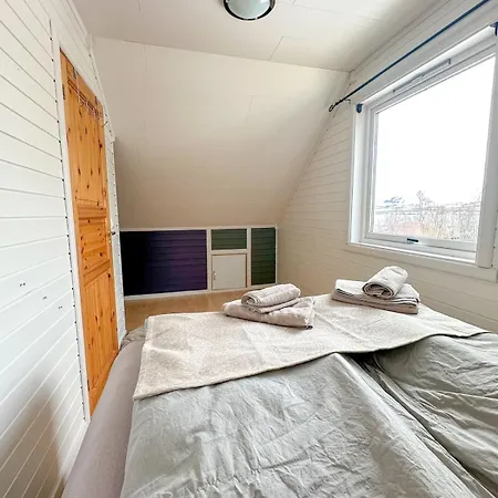 Hakoya Apartment, Adskilt I Hus, Egen Inngang Апартаменты