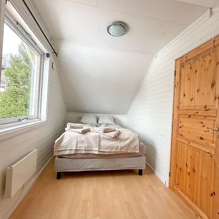 Hakoya Apartment, Adskilt I Hus, Egen Inngang Апартаменты
