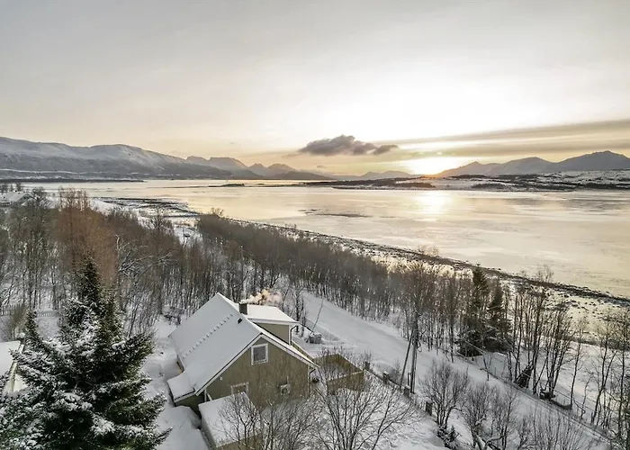 Lägenhet Hakoya Apartment, Adskilt I Hus, Egen Inngang *