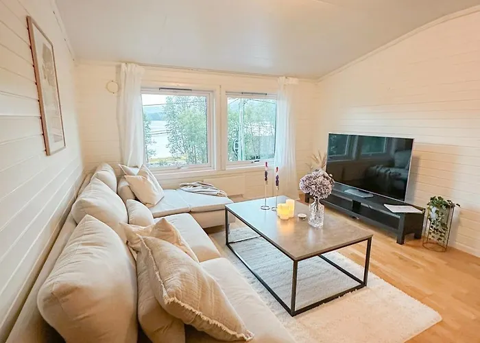 Apartamento Hakoya Apartment, Adskilt I Hus, Egen Inngang Tromsø