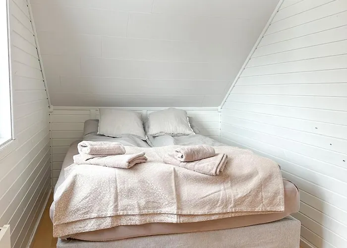 Apartamento Hakoya Apartment, Adskilt I Hus, Egen Inngang Tromsø
