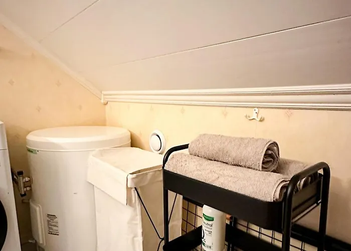 Hakoya Apartment, Adskilt I Hus, Egen Inngang Tromsø